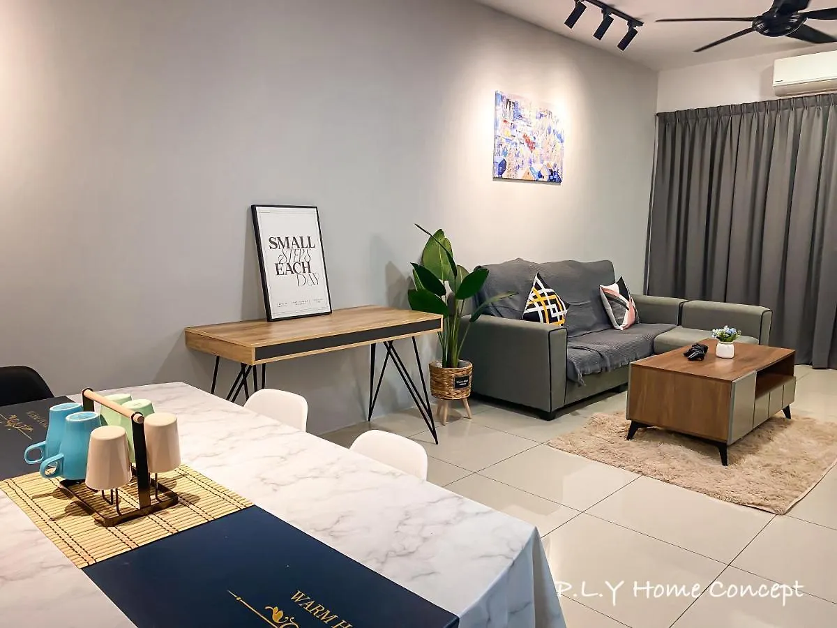 Apartment Groundfloor Poolside Manhattan Ipoh Free Netflix&Carpark